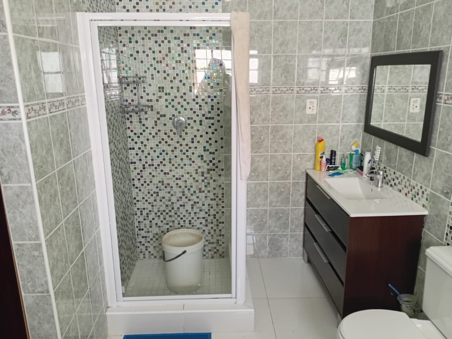 3 Bedroom Property for Sale in Sunnyridge Eastern Cape